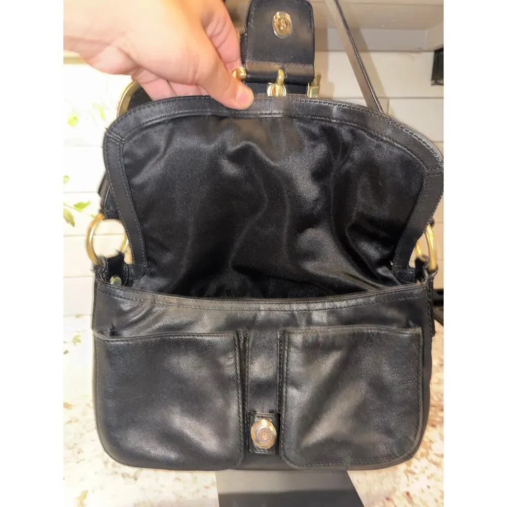 Coach Vintage Black Soho Flap Buckle Leather Shoulder Bag Style 11842 Y2K